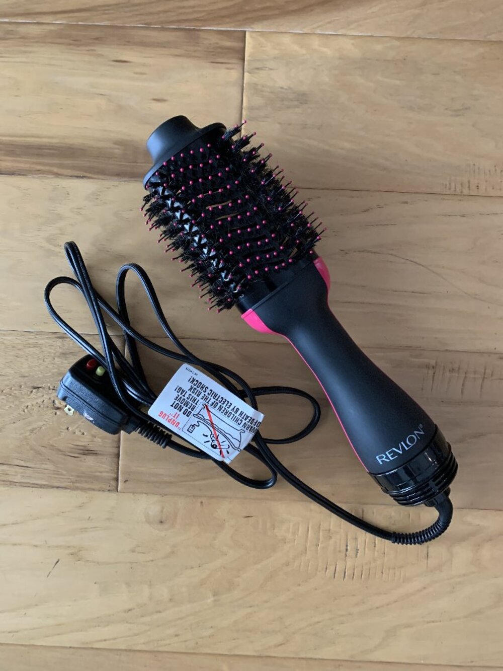 REVLON One-Step Volumizer, Blow Dryer Brush